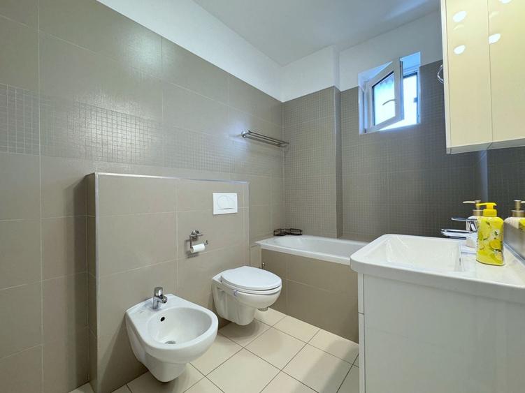 Apartament cu 3 camere, mobilat în Braytim