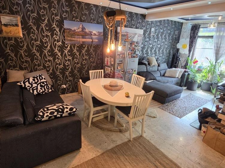 Duplex cu 5 camere cu Teren 233 Mp în Sud