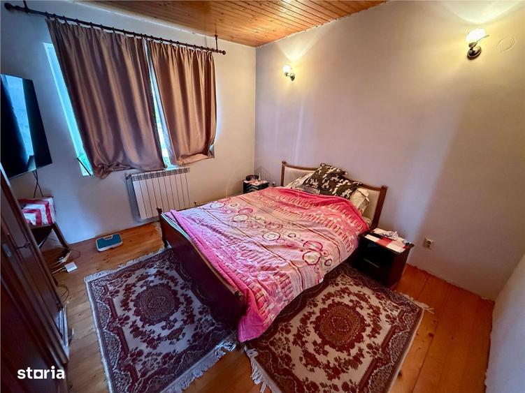 Casă cu 4 camere cu Teren 1481 Mp în Central