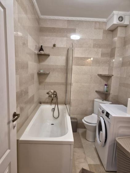 Apartament cu 3 camere decomandat în Sânnicoară