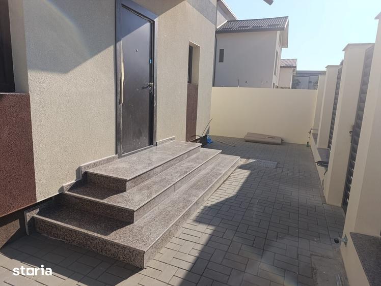 Casă cu 6 camere cu Teren 252 Mp în Central