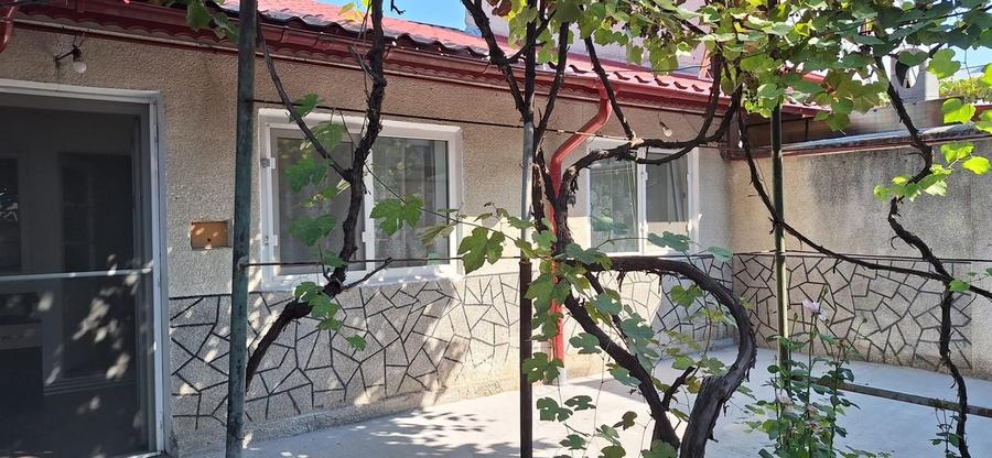 Casă cu Teren 60 Mp în Alexandriei