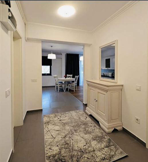 Apartament cu 2 camere decomandat, mobilat în Centrul Civic