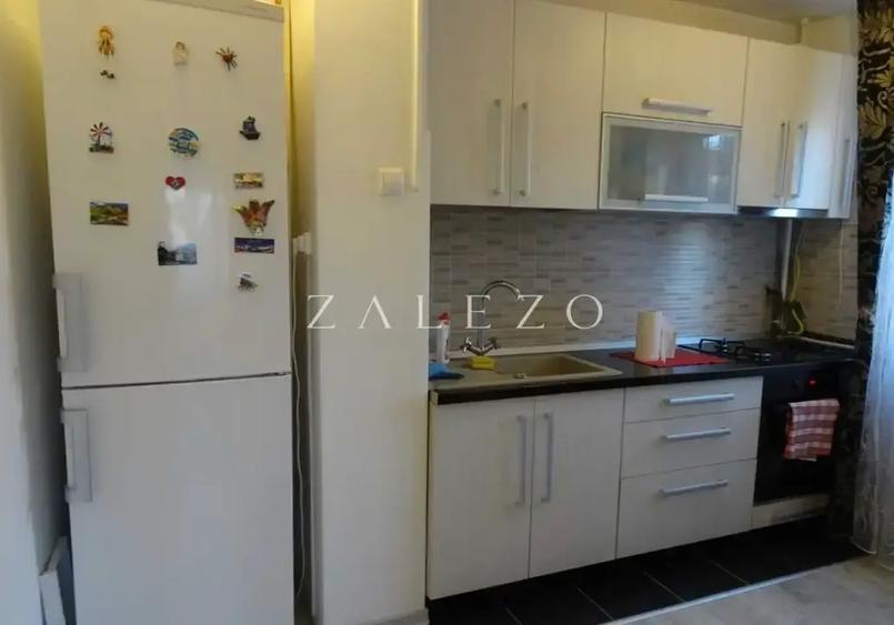 Apartament cu 2 camere decomandat, mobilat în Complex Studențesc