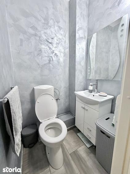 Apartament cu 3 camere decomandat în Tudor