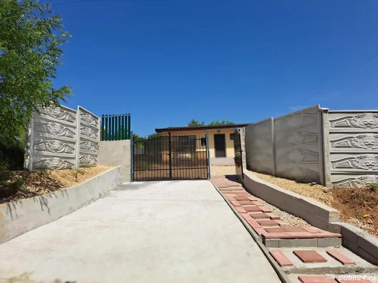 Casă cu 3 camere cu Teren 550 Mp în Teliucu Inferior