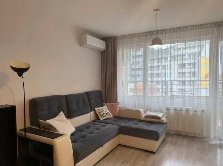 Apartament cu 2 camere semidecomandat în Crângași