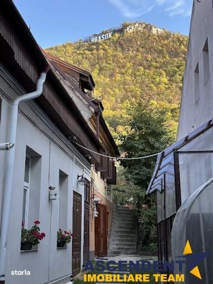 Casa cu 3 apartamente + transfer afacere, locuri parcare, Centrul Isto - 1