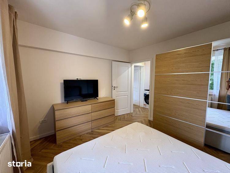 Apartament cu 2 camere semidecomandat în Giurgiului