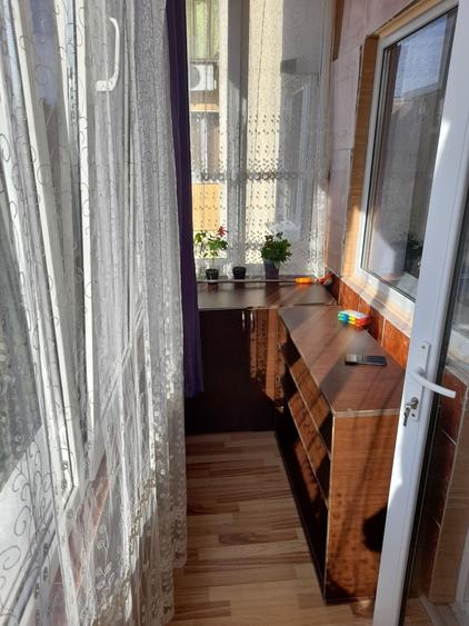 Apartament cu 2 camere semidecomandat în Cetate