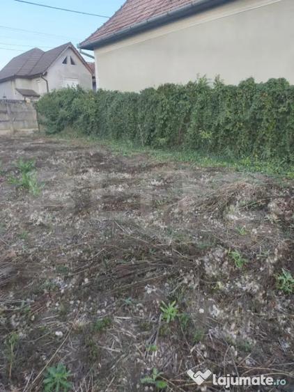 Casă cu 2 camere cu Teren 1133 Mp în Central
