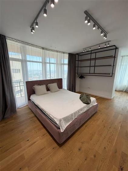 Apartament cu 3 camere circular, mobilat în Zorilor
