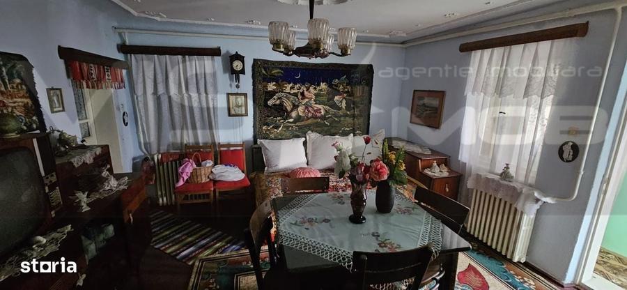 Casă cu 3 camere în Central
