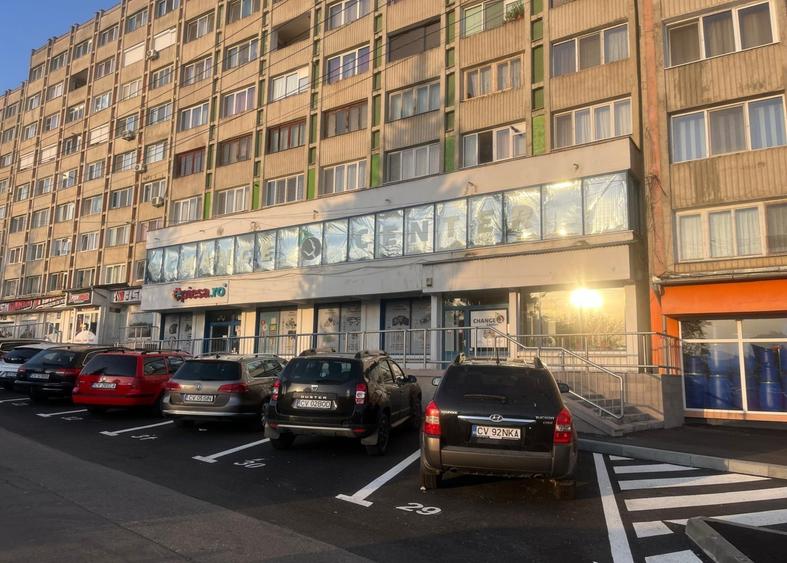 Spațiu comercial, de 572 mp, în Exterior Est