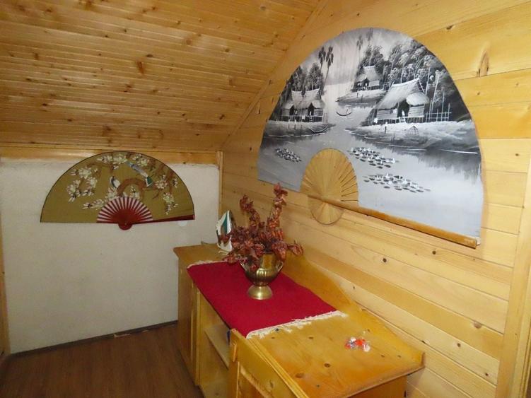 Casă individuală cu 5 camere cu Canalizare în Moroeni