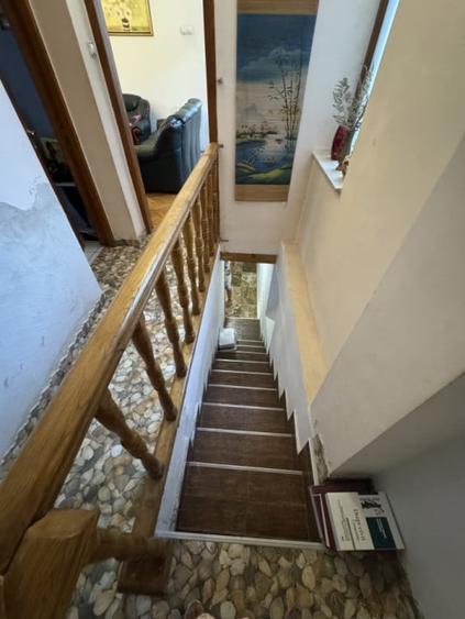 Casă individuală cu 5 camere cu Canalizare în Ultracentral