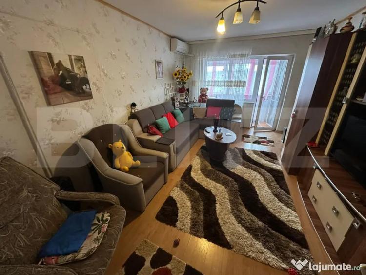 Apartament cu 2 camere decomandat în Central