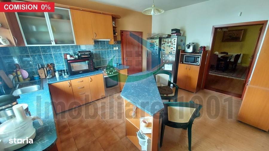 Casă cu 4 camere cu Teren 1855 Mp în Central