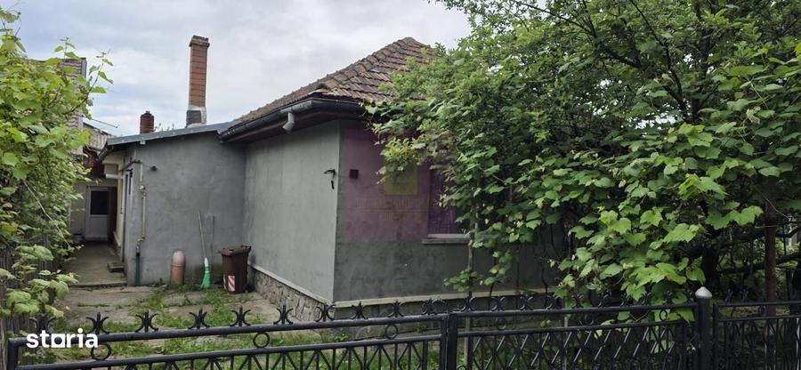 Casă cu 2 camere în Central