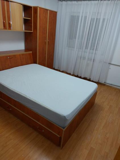 Apartament 3 camere/ 2 minute de metrou - 16