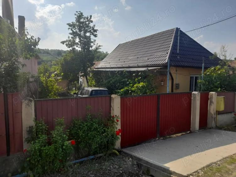 Casă cu 2 camere în Cucerdea
