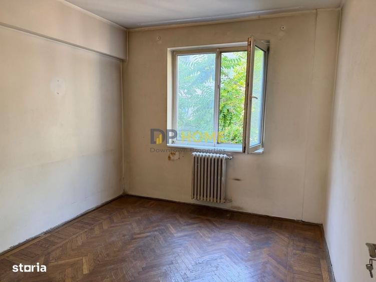 Apartament cu 3 camere semidecomandat în Kogălniceanu