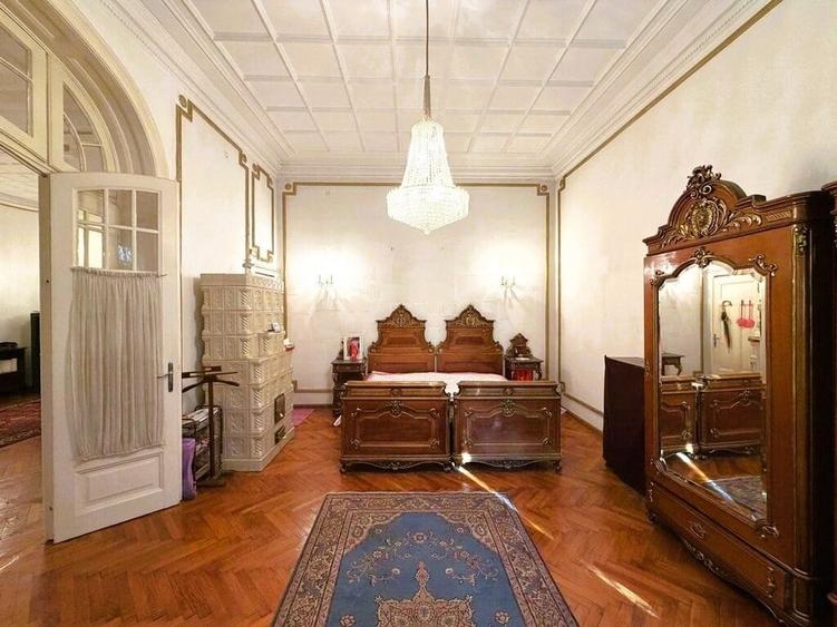 Casă cu 18 camere cu Garaj în Kiseleff