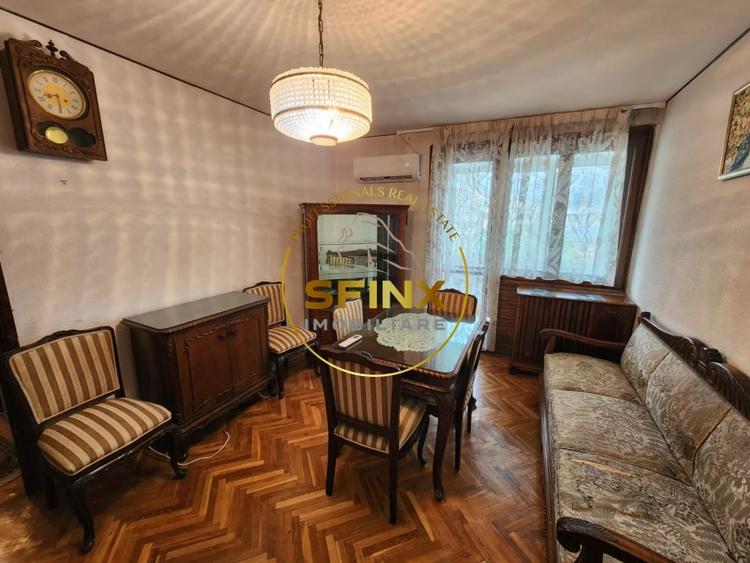 Apartament cu 3 camere semidecomandat în Gara de Nord