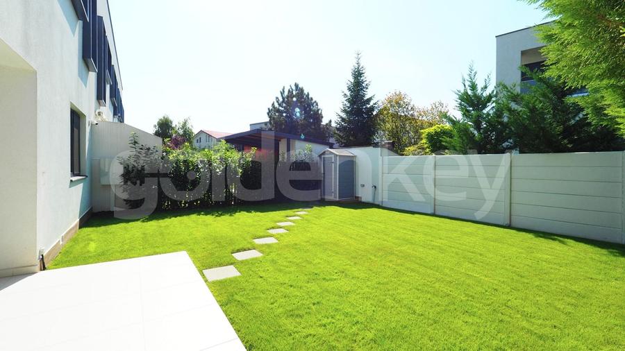 Duplex cu 4 camere cu Canalizare în Pipera