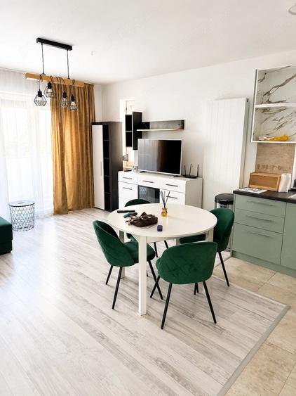 Apartament cu 3 camere decomandat în Tomis Plus