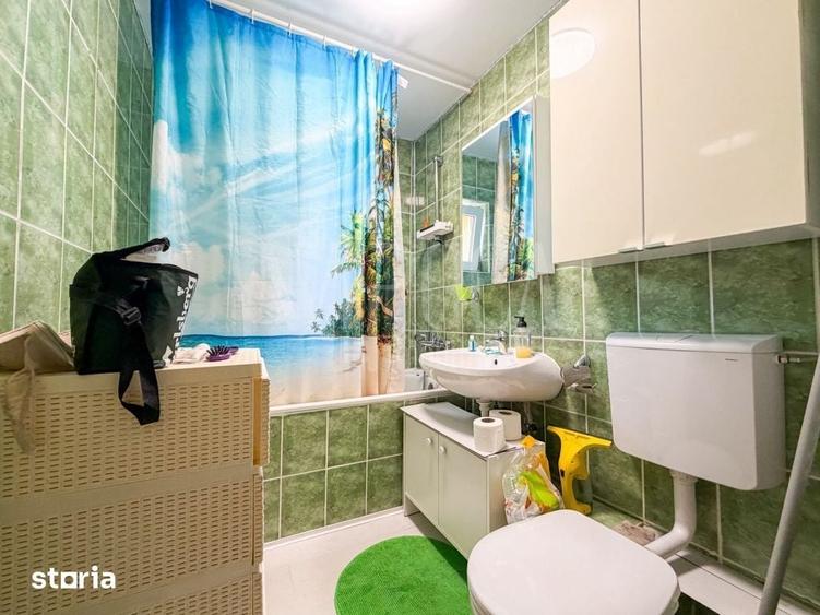 Apartament cu 3 camere decomandat în Între Lacuri — fotografia 3