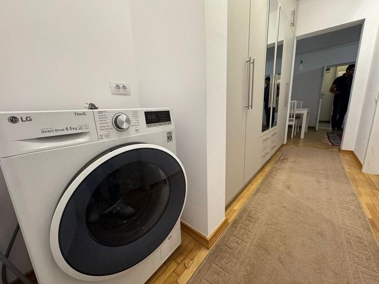 Apartament cu 3 camere în Mihai Bravu