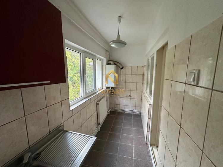Apartament cu 2 camere decomandat în Gară