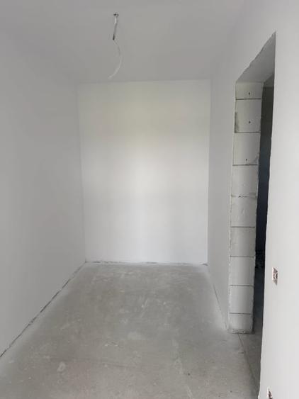 Casă individuală cu 4 camere cu Canalizare în Cârcea
