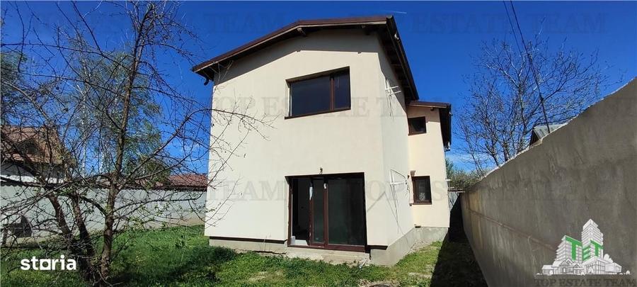 Casă cu 4 camere în Tamași