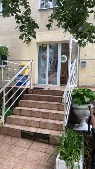 Spațiu comercial, de 23 mp, în Rogerius