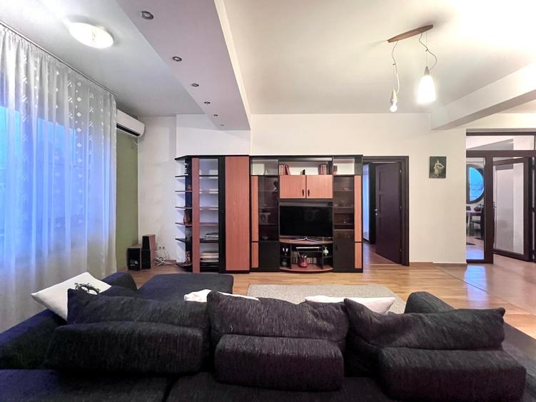Apartament cu 2 camere semidecomandat, mobilat în Giulești