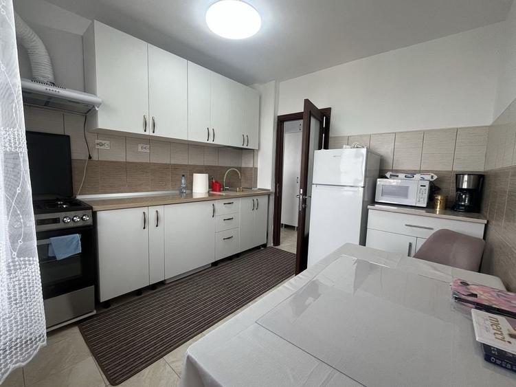 Inchieriere apartament 3 camere langa sectia 8 Iancului - 1