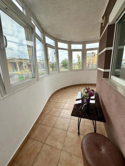 Apartament de inchiriat 3 camere,zona Nufarul - 7