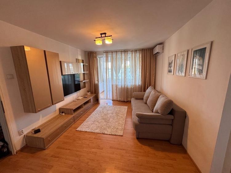 Apartament cu 2 camere semidecomandat în Spitalul Județean