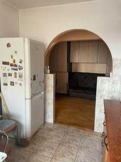 Apartament cu 2 camere decomandat în Dacia