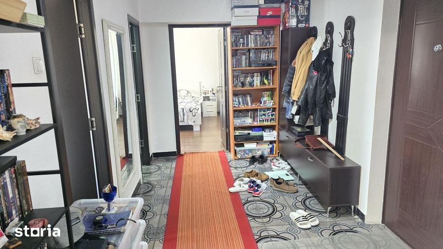 Apartament cu 2 camere decomandat în 22 Decembrie