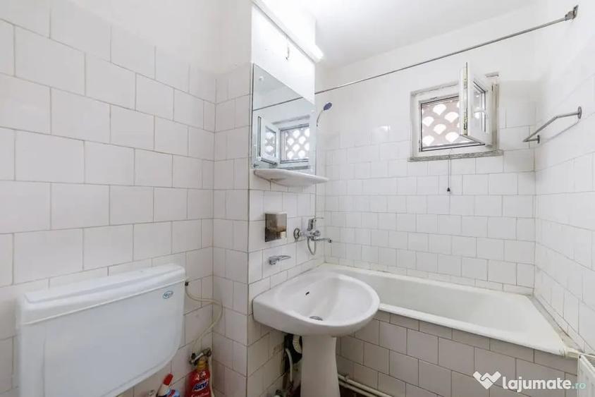 Apartament cu 2 camere decomandat în Trivale