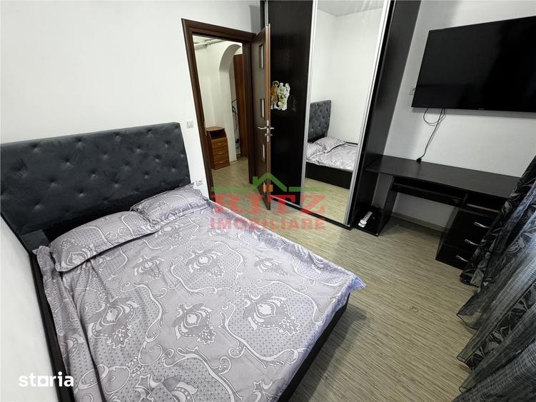 Apartament cu 3 camere semidecomandat în Ultracentral