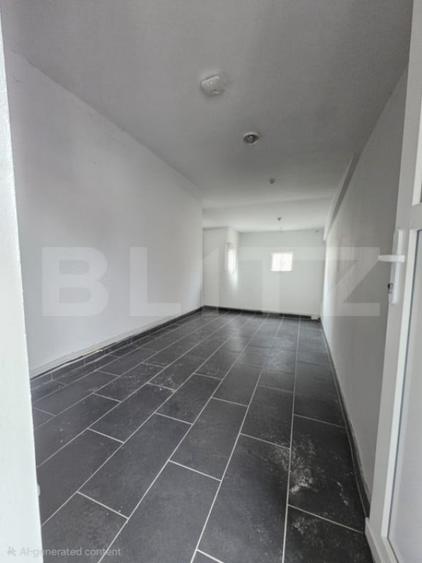 Casă cu 5 camere cu Teren 600 Mp în Dumbrăvița