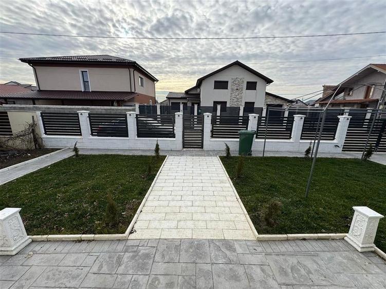 Casă individuală cu 4 camere cu Teren 500 Mp în Vânători