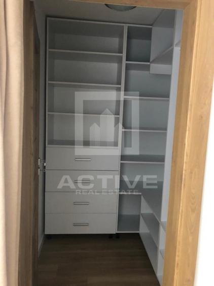 Duplex cu 4 camere cu Canalizare în Europa