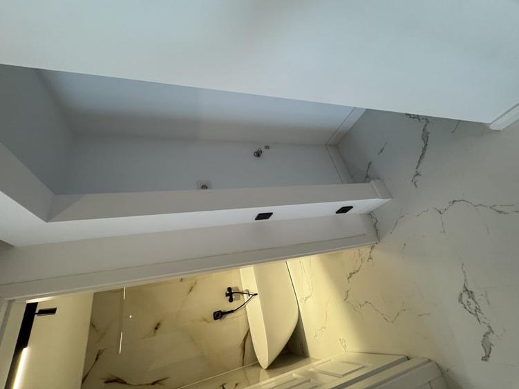 Apartament cu 2 camere semidecomandat în Iancului