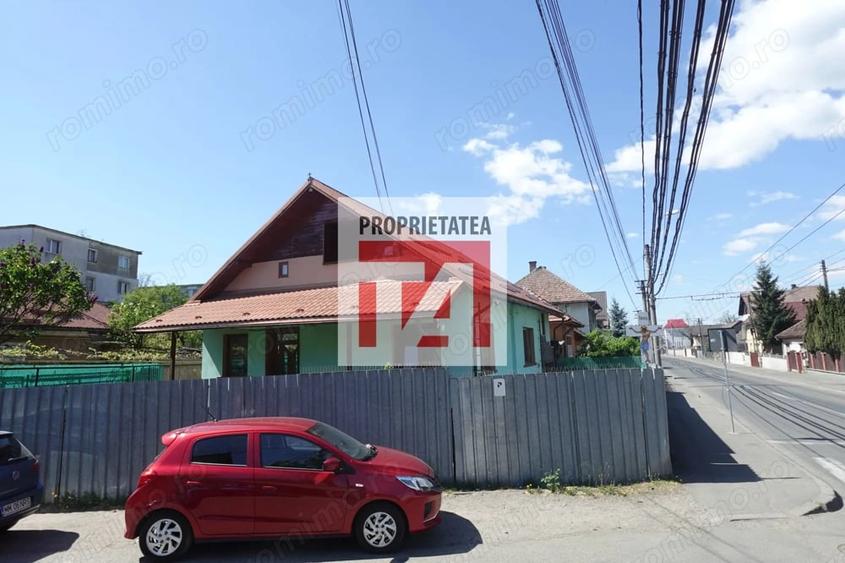 Casă cu 3 camere cu Teren 200 Mp în Central