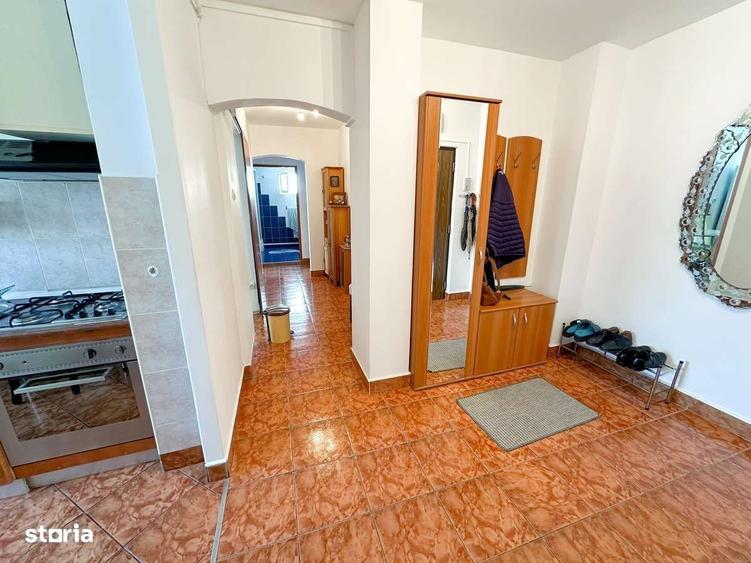 Apartament cu 4 camere în Târnăveni